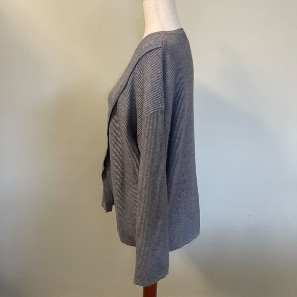 Pinch Gray Knit Sweater - Size L - Picture 3 of 10
